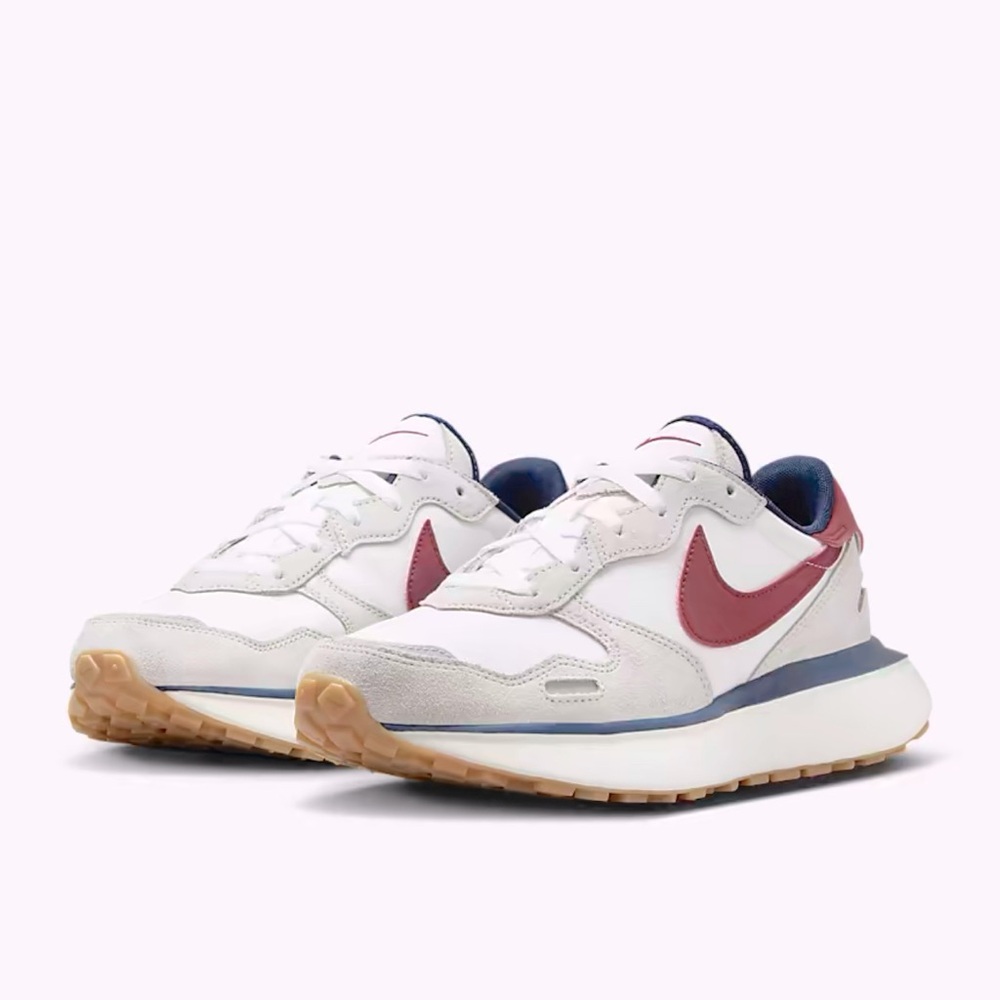 Nike Phoenix running sneakers